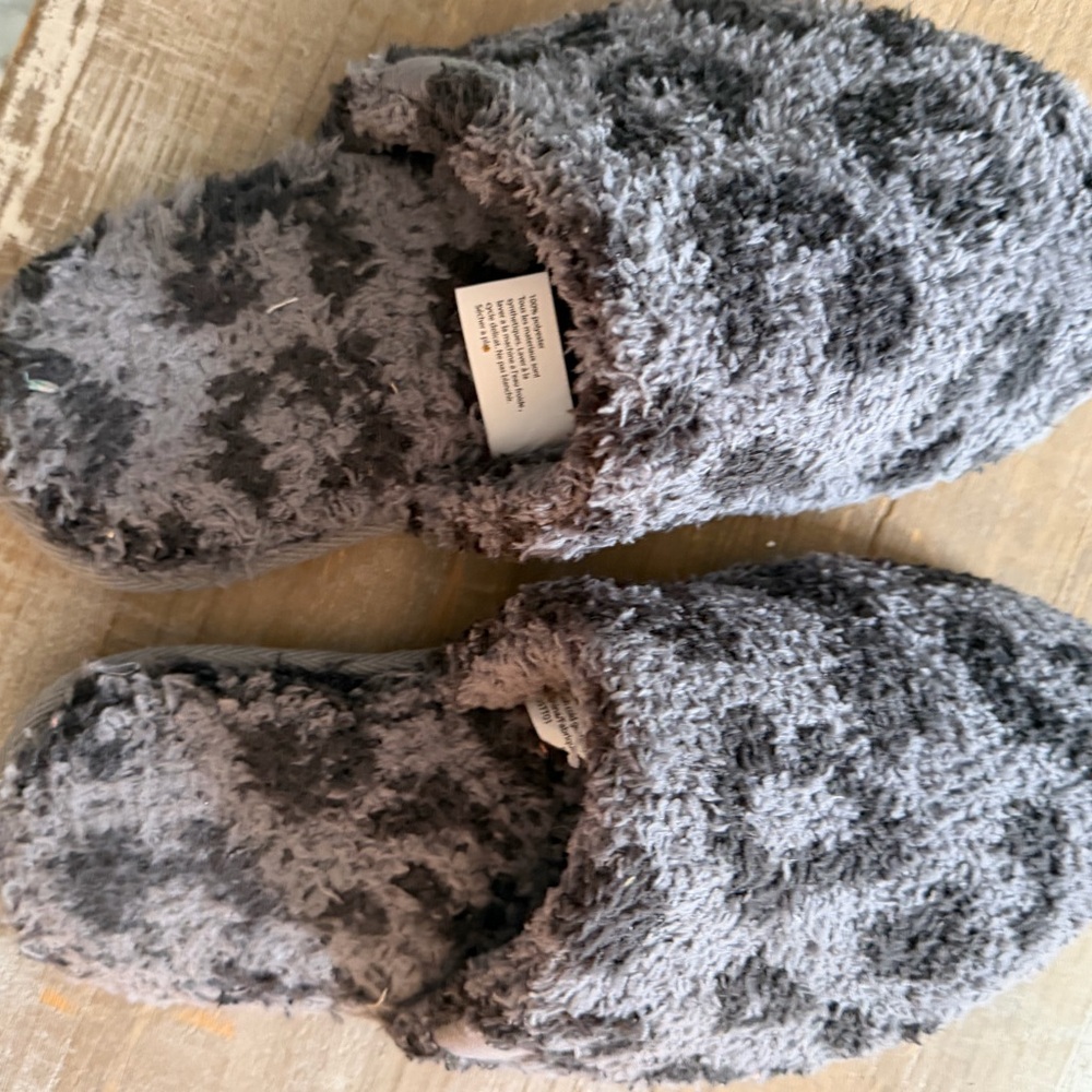Barefoot Dreams Charcoal Fuzzy Slippers